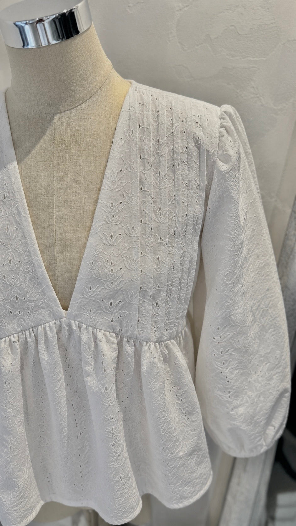 Camisa Romántica lino bordado